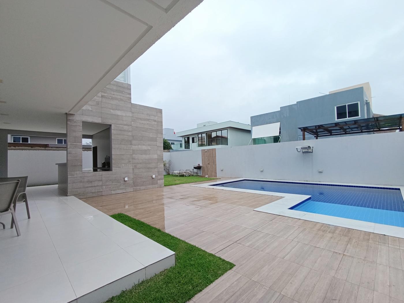 Casa de Condomínio para alugar com 4 quartos, 420m² - Foto 21