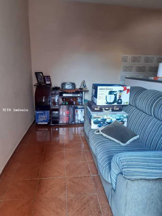 Casa à venda com 2 quartos, 46m² - Foto 6