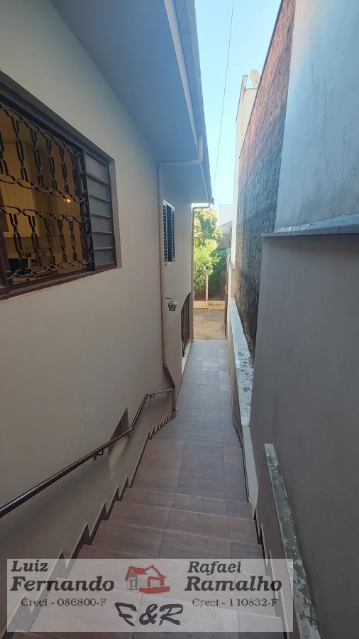 Casa à venda com 3 quartos, 400m² - Foto 18