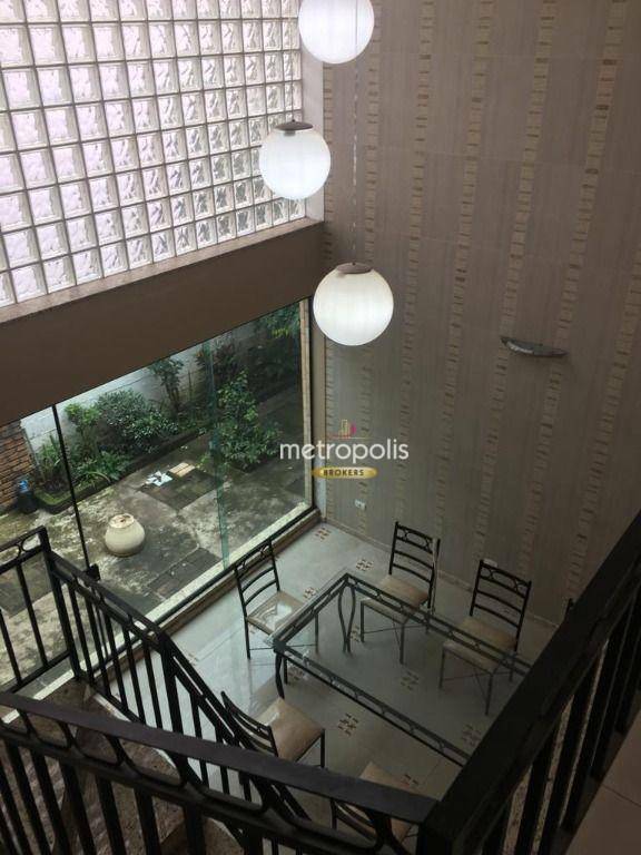 Sobrado à venda e aluguel com 3 quartos, 400m² - Foto 4