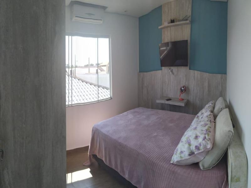 Casa à venda com 2 quartos, 72m² - Foto 13