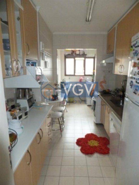 Apartamento à venda com 3 quartos, 81m² - Foto 11