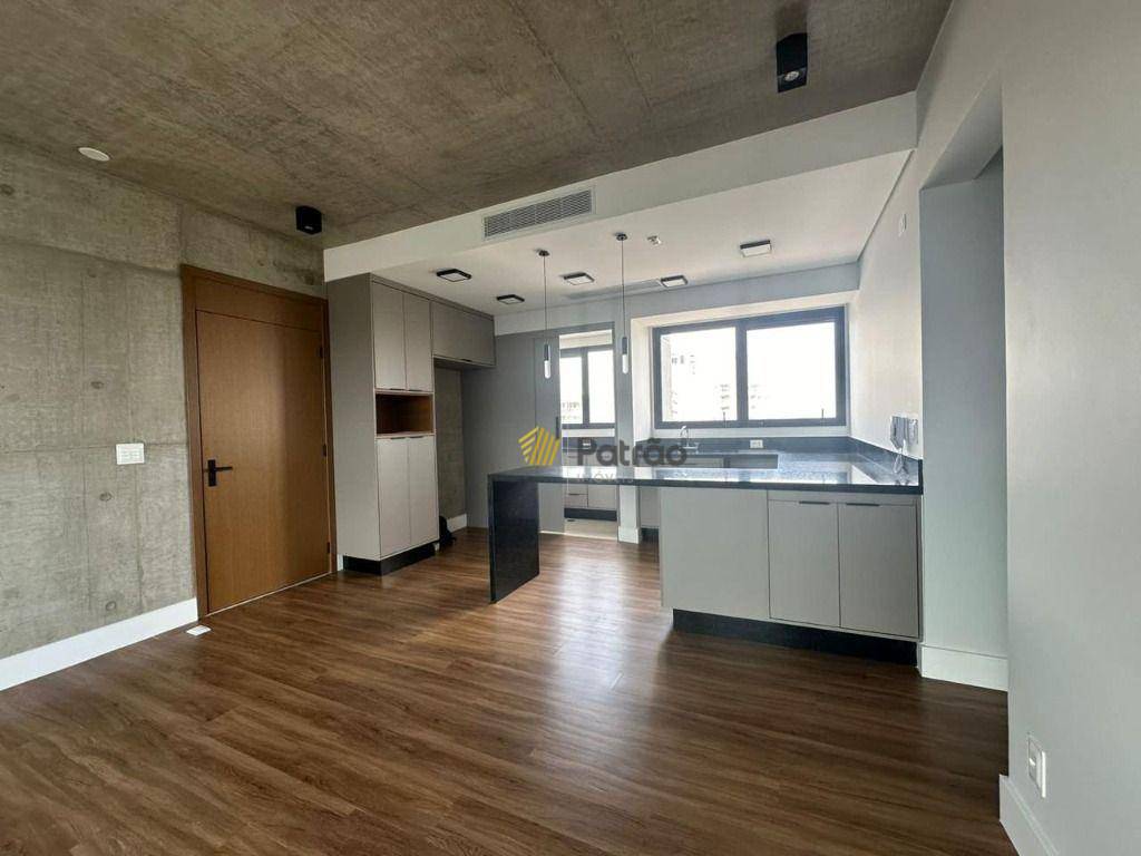 Apartamento à venda com 2 quartos, 95m² - Foto 3