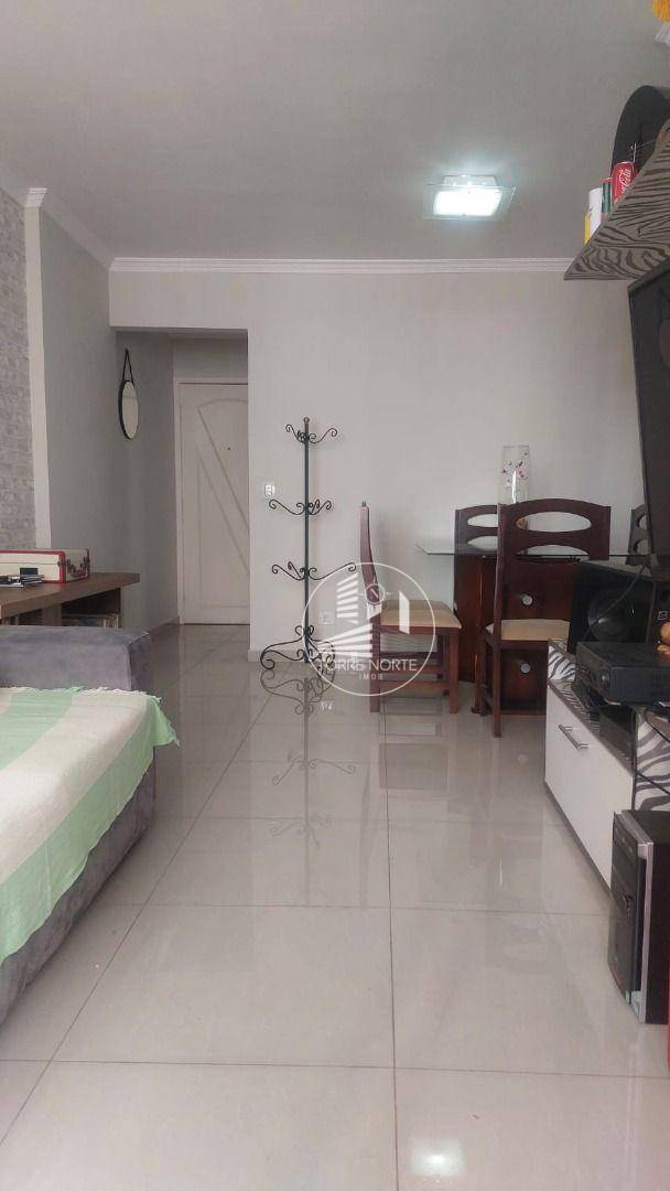 Apartamento à venda com 3 quartos, 81m² - Foto 2