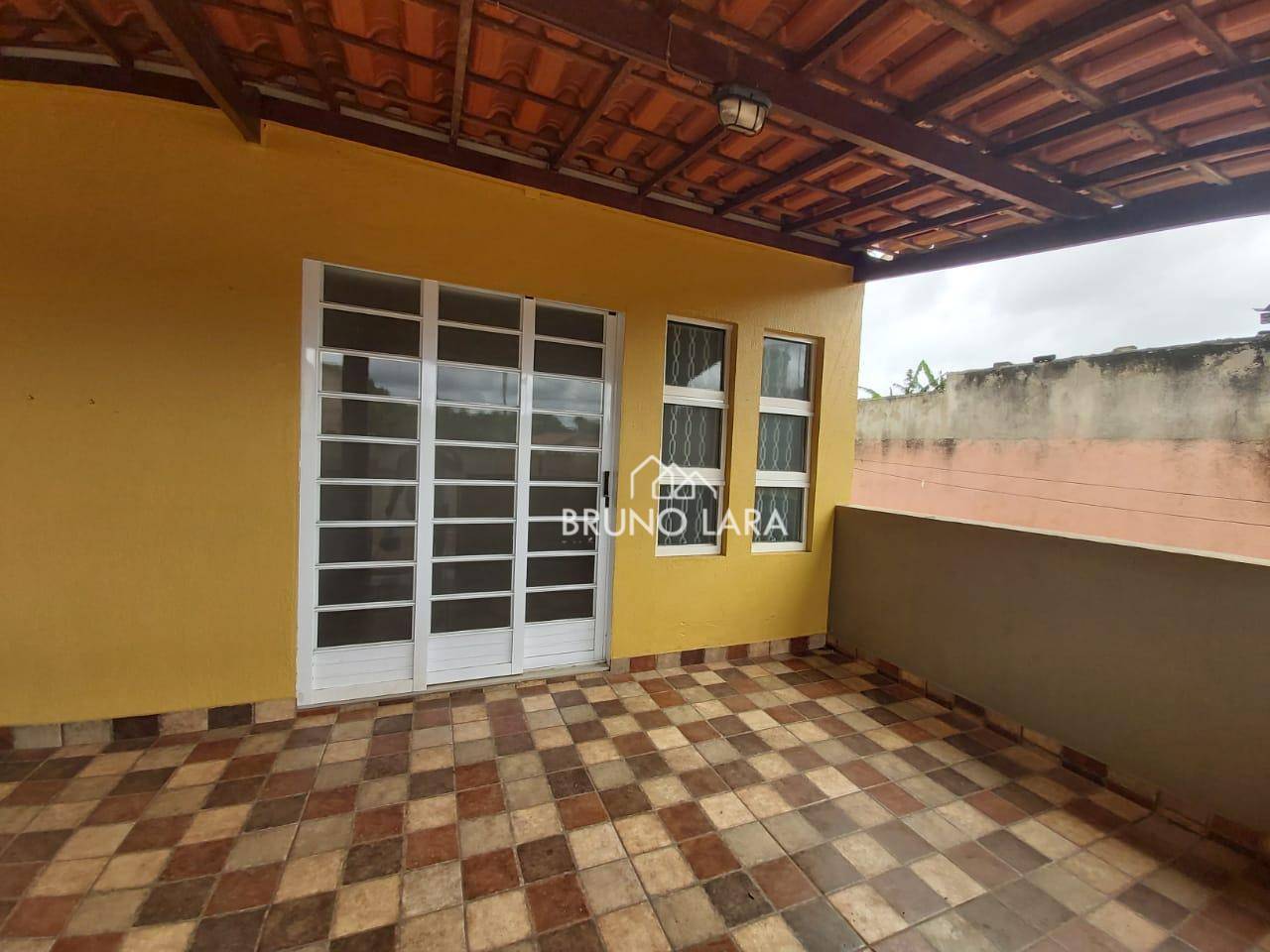 Casa à venda com 3 quartos, 165m² - Foto 3