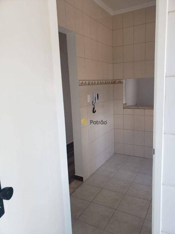 Apartamento à venda com 1 quarto, 57m² - Foto 29