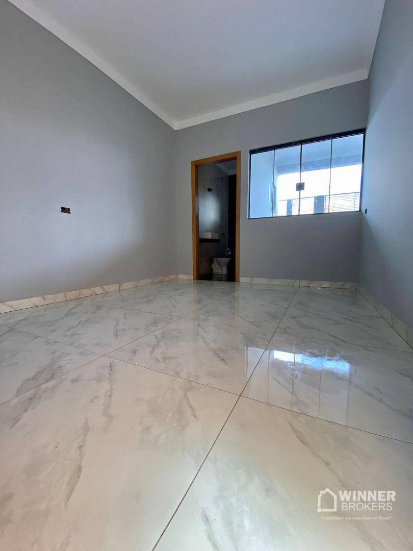 Casa à venda com 3 quartos, 100m² - Foto 11