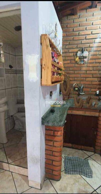 Sobrado à venda com 3 quartos, 286m² - Foto 11