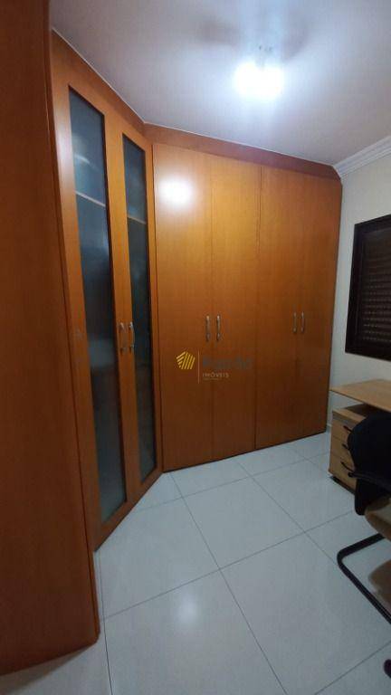 Apartamento à venda com 3 quartos, 84m² - Foto 15