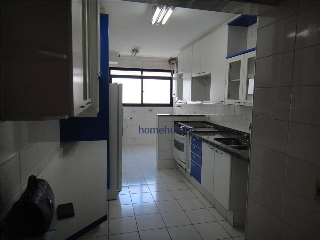 Apartamento à venda com 3 quartos, 140m² - Foto 8