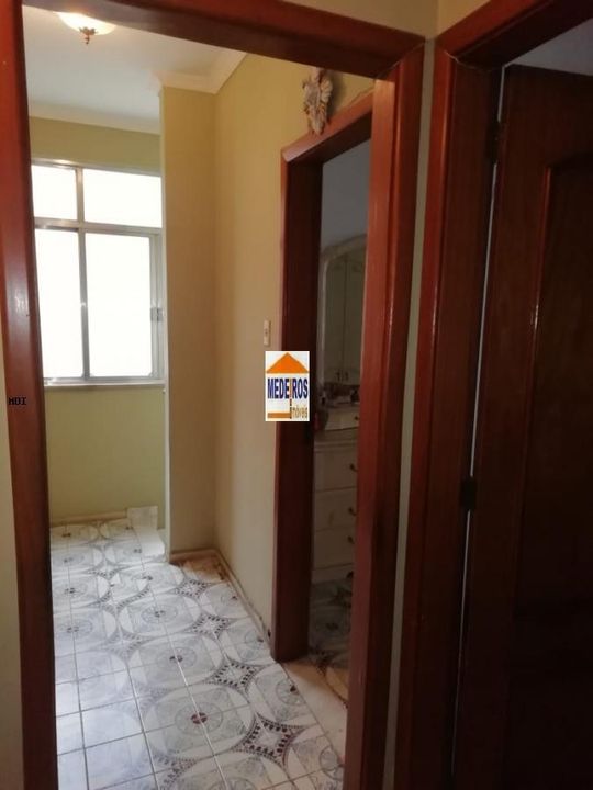 Casa à venda com 4 quartos, 240m² - Foto 8