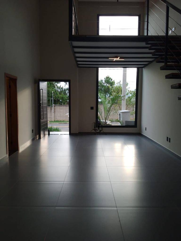 Sobrado para alugar com 3 quartos, 200m² - Foto 3