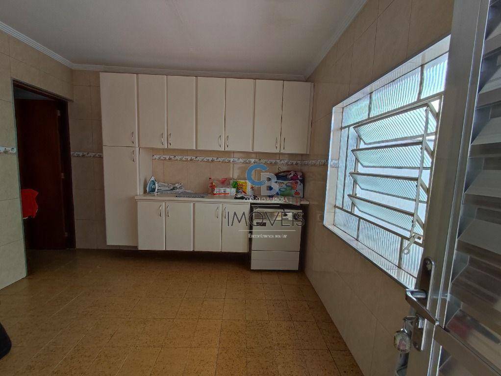 Sobrado à venda com 4 quartos, 300m² - Foto 23