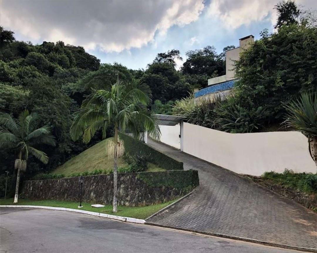 Sobrado para alugar com 4 quartos, 493m² - Foto 1