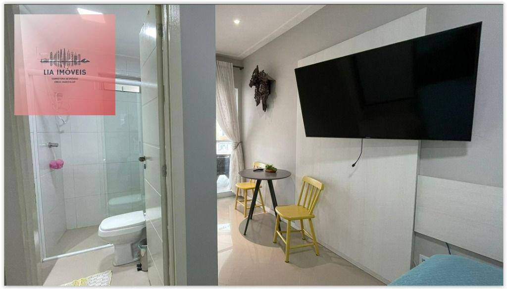 Apartamento para alugar com 3 quartos, 187m² - Foto 11