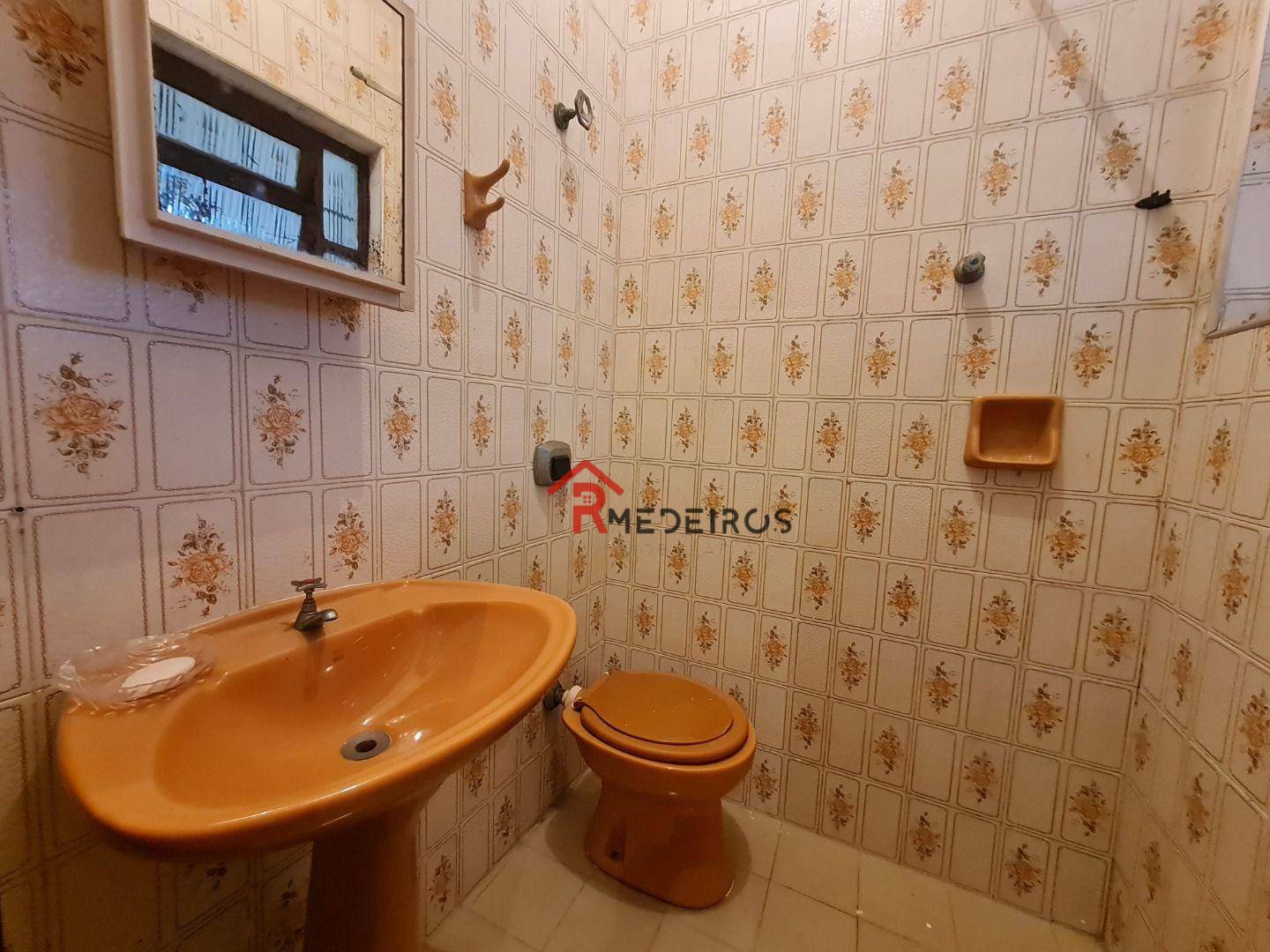 Casa à venda com 3 quartos, 100m² - Foto 18