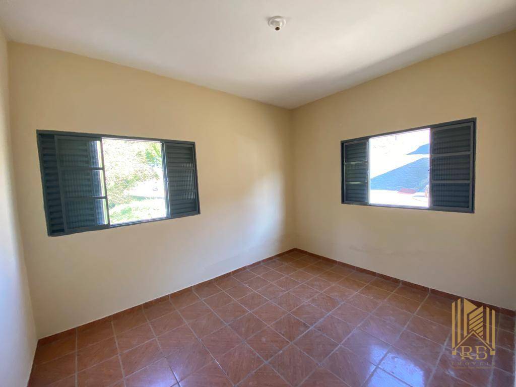 Casa à venda com 3 quartos, 100m² - Foto 8