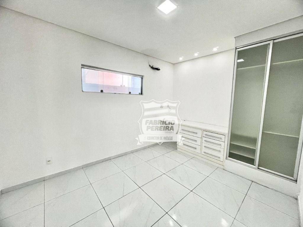 Casa à venda com 3 quartos, 212m² - Foto 27