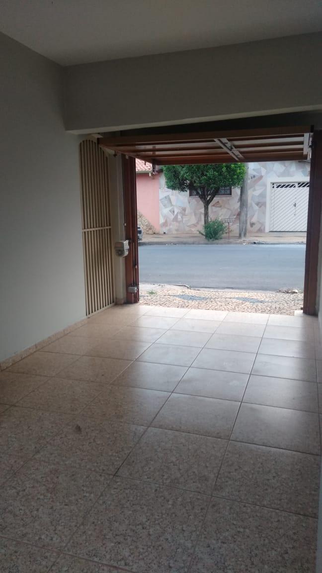 Casa à venda com 3 quartos, 130m² - Foto 3