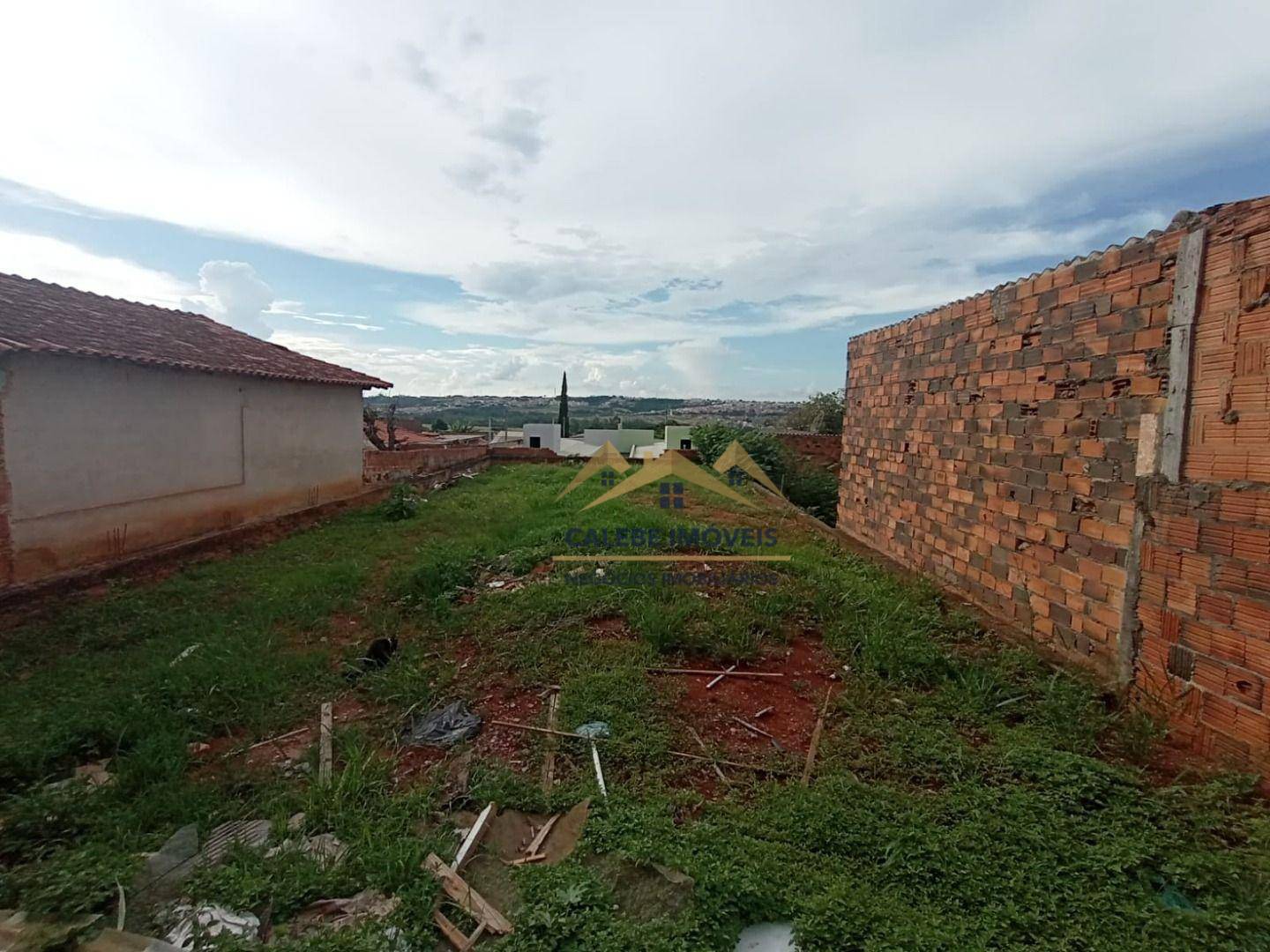 Terreno à venda, 125M2 - Foto 1