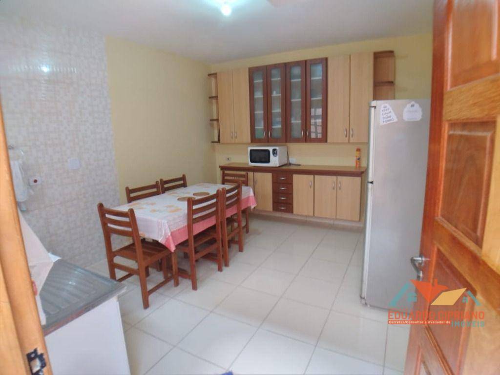 Casa à venda com 5 quartos, 290m² - Foto 8