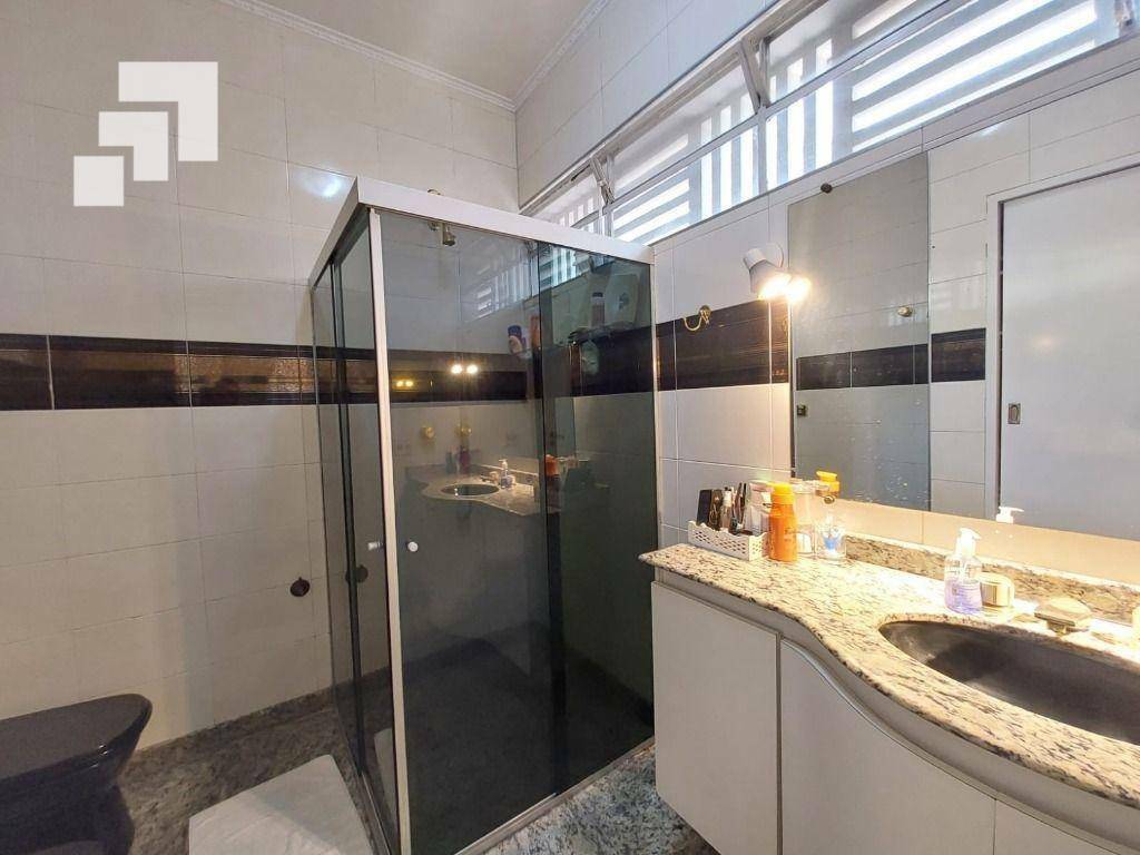 Casa à venda com 4 quartos, 360m² - Foto 29