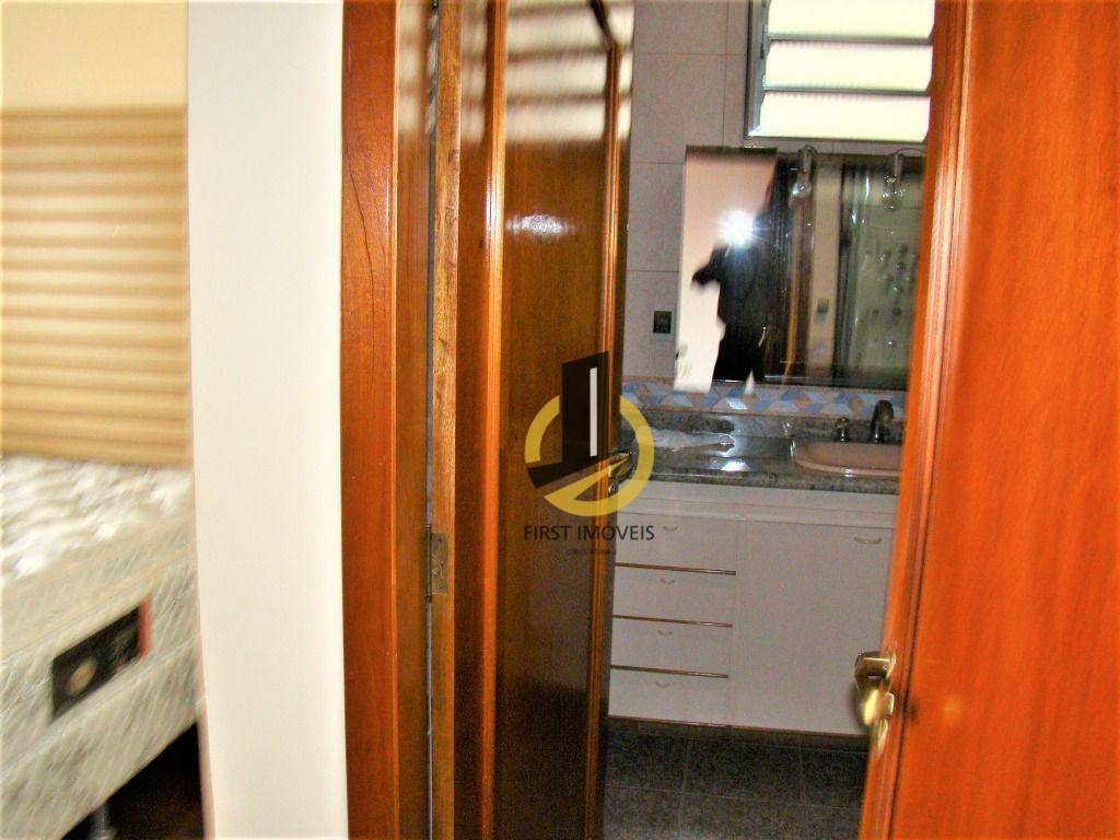 Apartamento à venda com 4 quartos, 235m² - Foto 24