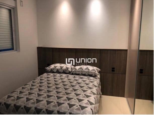 Apartamento à venda com 4 quartos, 156m² - Foto 10