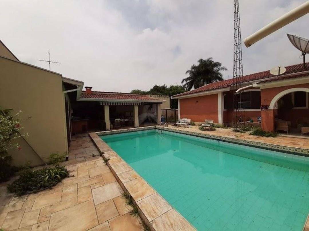 Casa à venda com 5 quartos, 600m² - Foto 4