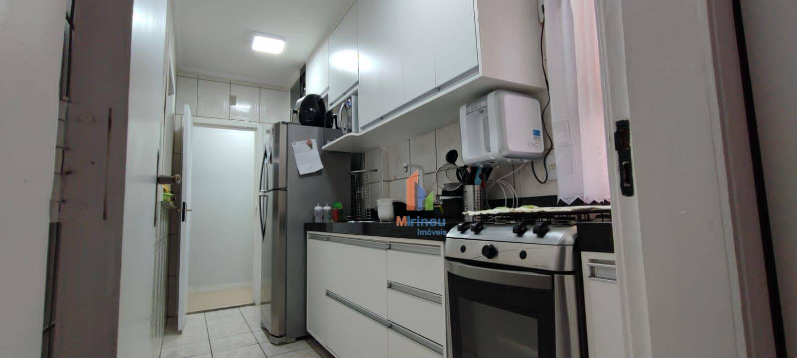 Apartamento à venda com 3 quartos, 77m² - Foto 5