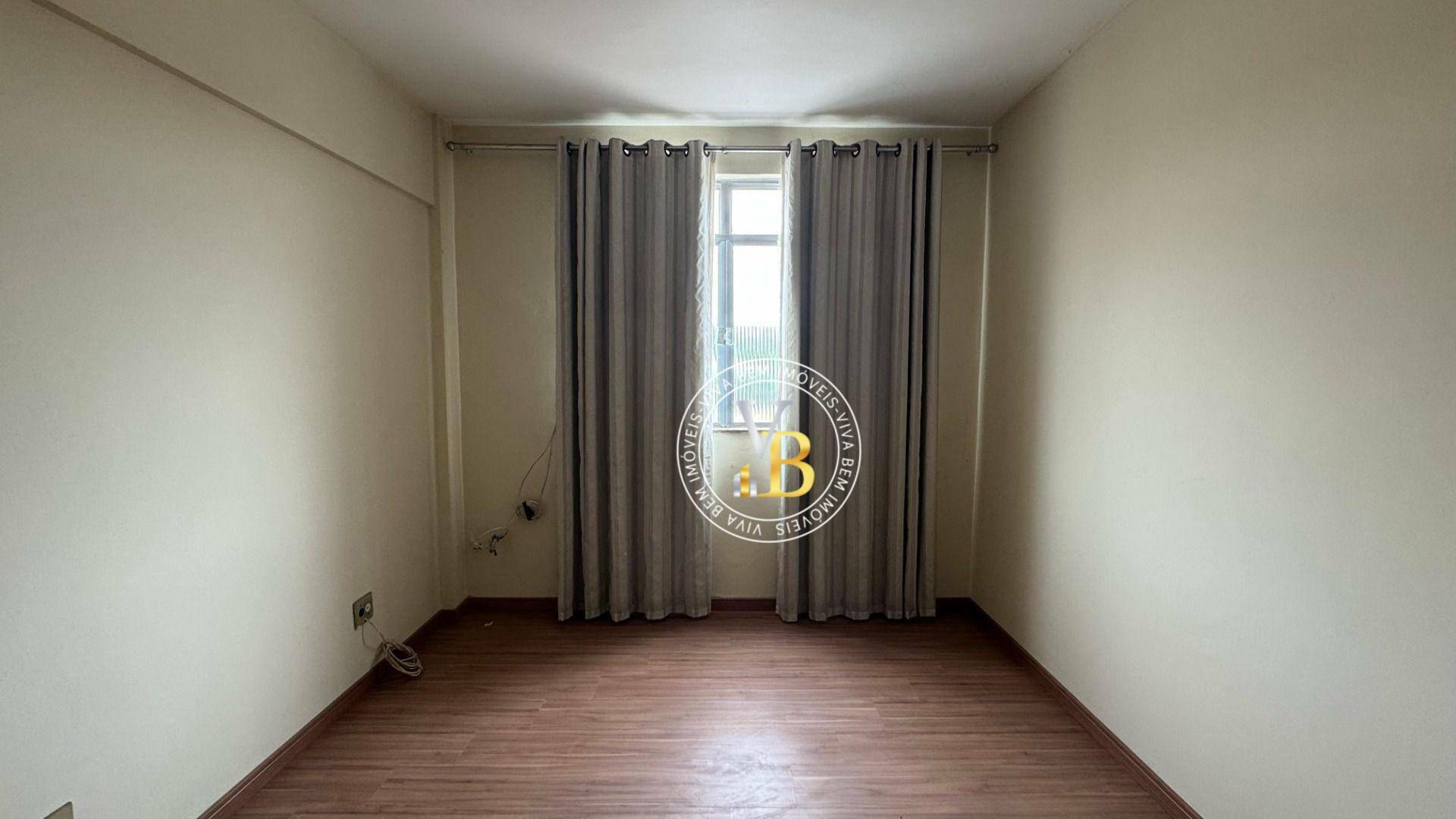 Apartamento para alugar com 3 quartos, 85m² - Foto 2