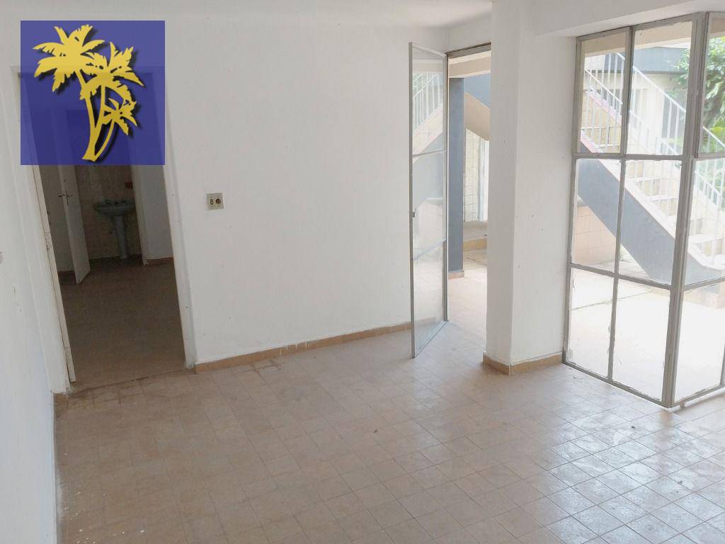 Casa à venda com 3 quartos, 220m² - Foto 31