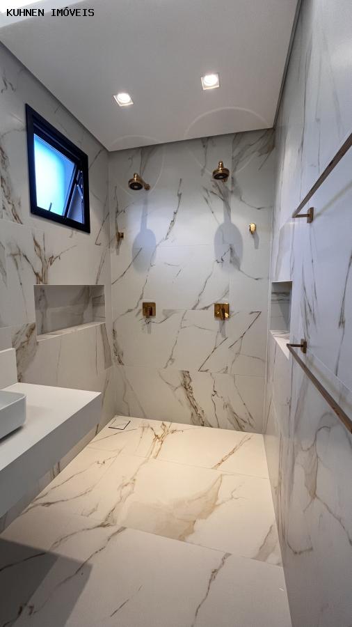 Casa de Condomínio à venda com 3 quartos, 250m² - Foto 17