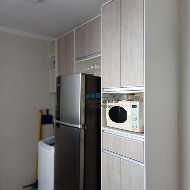 Apartamento à venda com 2 quartos, 48m² - Foto 3