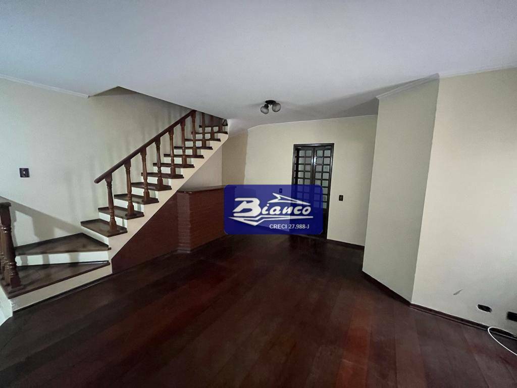 Sobrado à venda com 3 quartos, 232m² - Foto 46