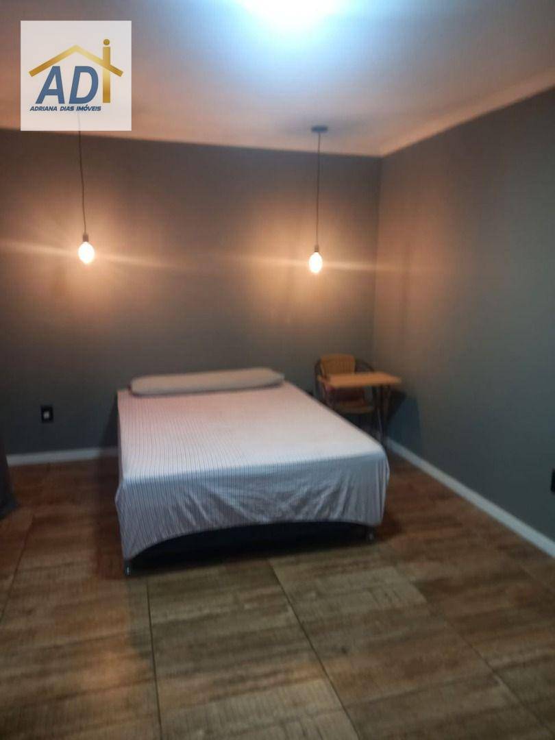 Casa de Condomínio à venda e aluguel com 4 quartos, 250m² - Foto 1