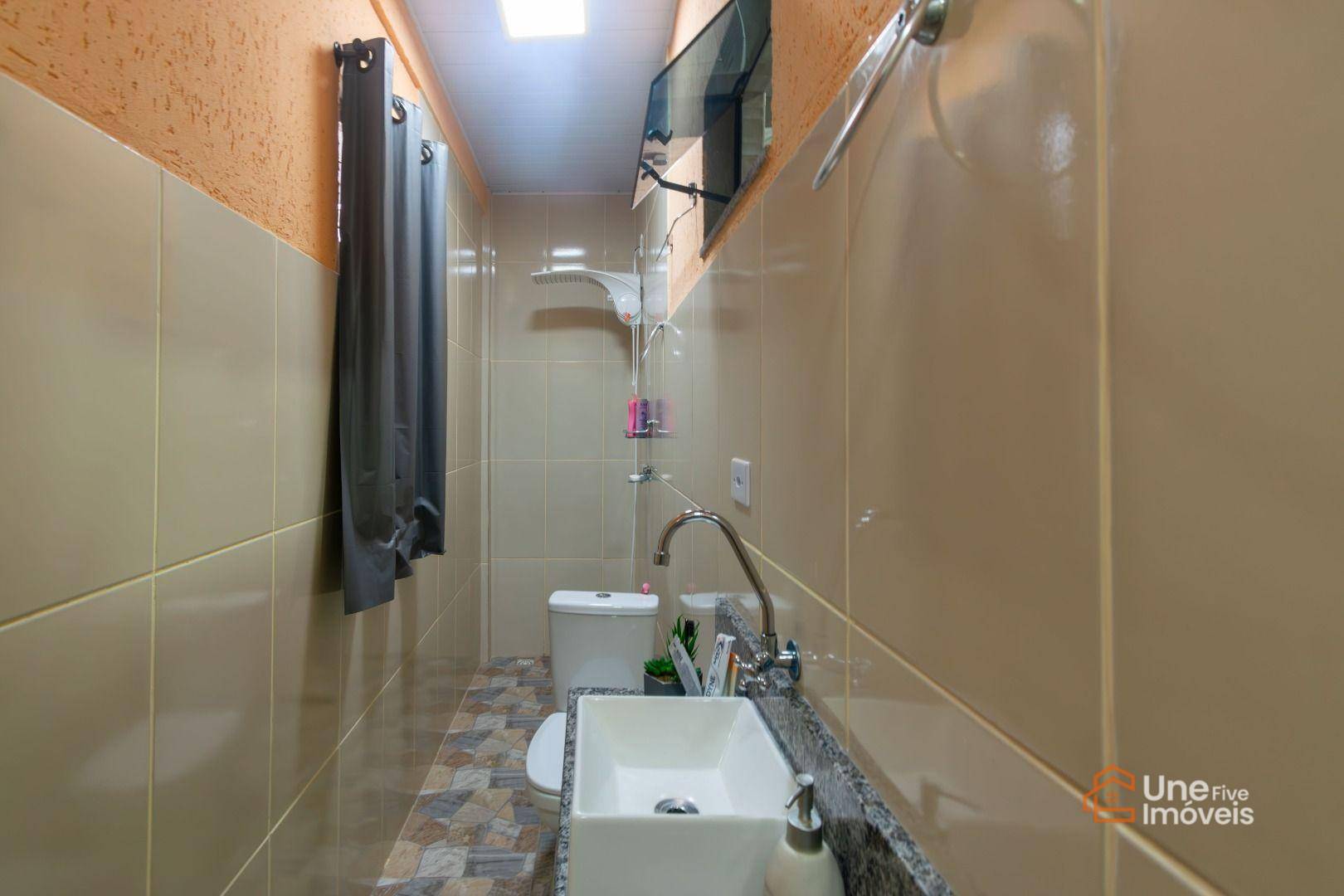 Casa à venda com 4 quartos, 180m² - Foto 14