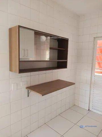 Apartamento à venda com 3 quartos, 68m² - Foto 2