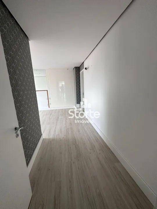 Apartamento para alugar com 3 quartos, 170m² - Foto 11