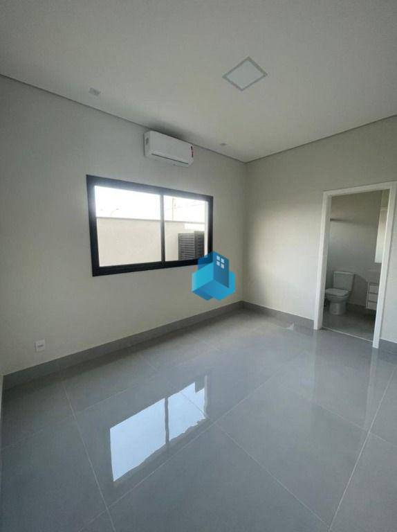 Casa à venda com 4 quartos, 330m² - Foto 23