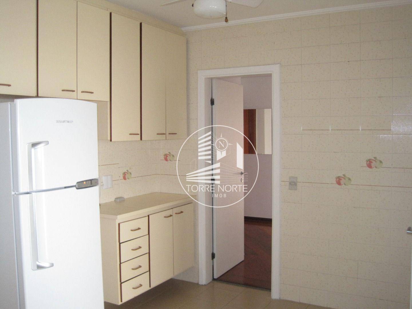 Cobertura à venda com 4 quartos, 350m² - Foto 6