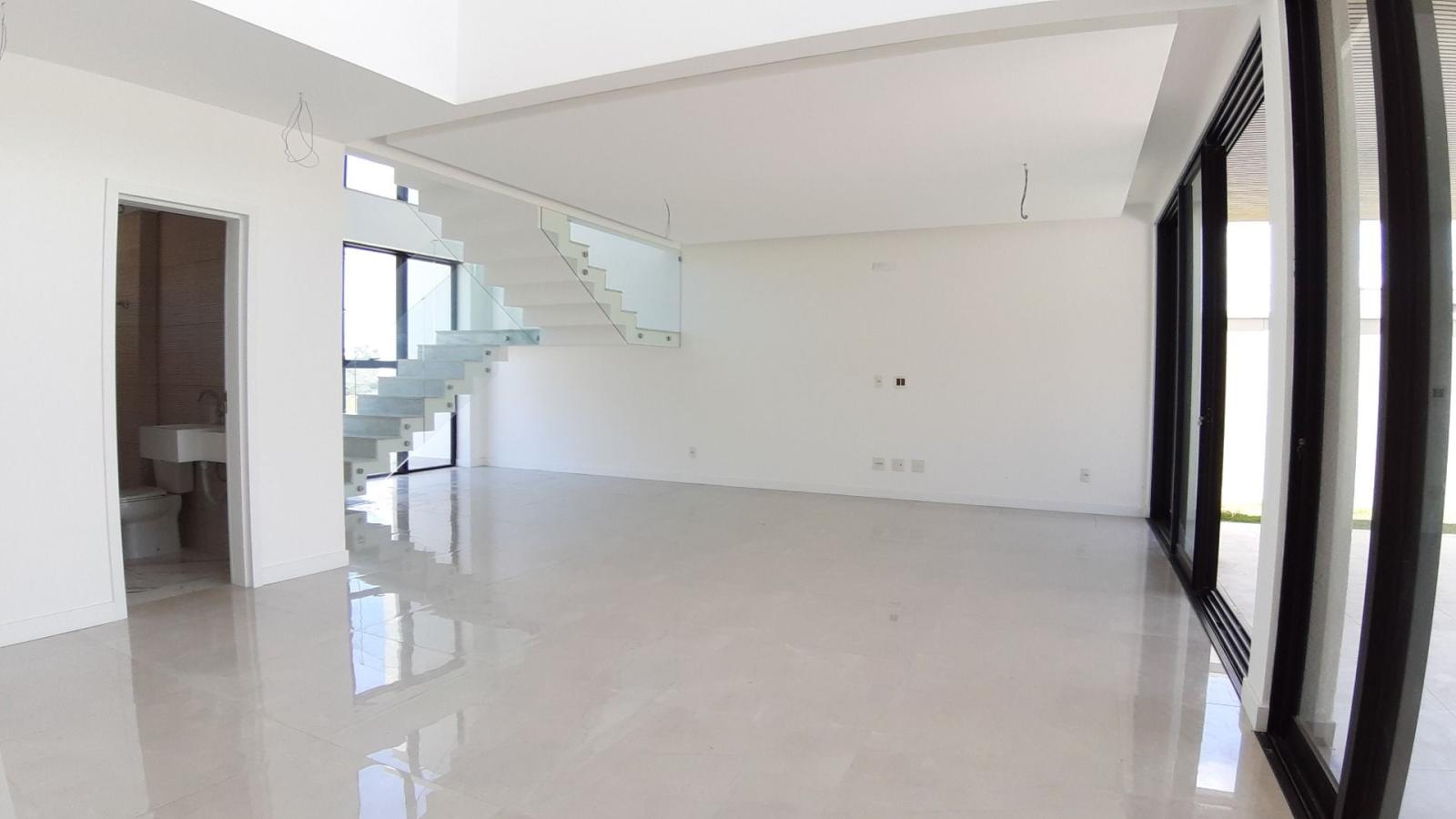 Casa à venda com 4 quartos, 330m² - Foto 17