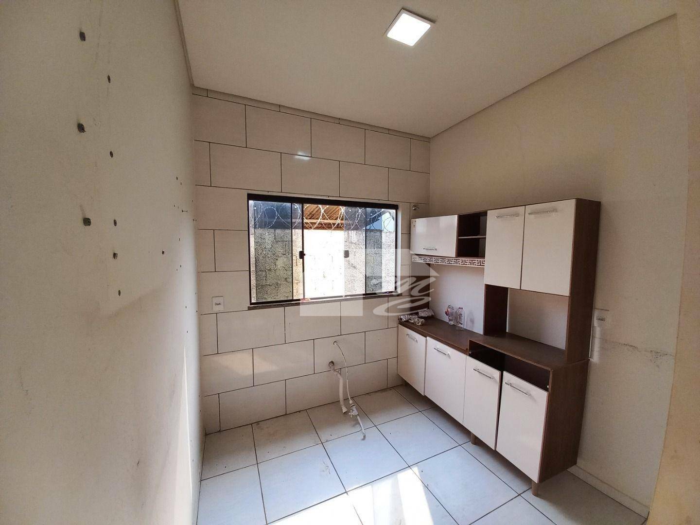 Casa para alugar com 2 quartos, 52m² - Foto 12