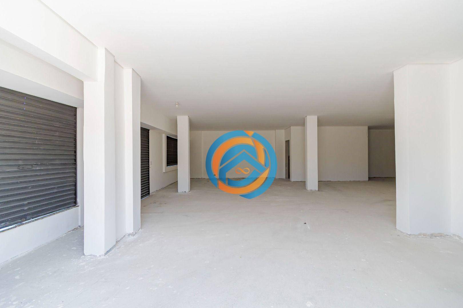 Sobrado à venda com 3 quartos, 600m² - Foto 58