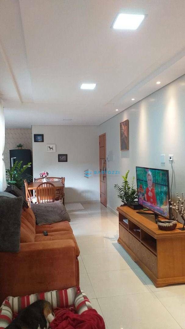 Apartamento à venda com 2 quartos, 77m² - Foto 1