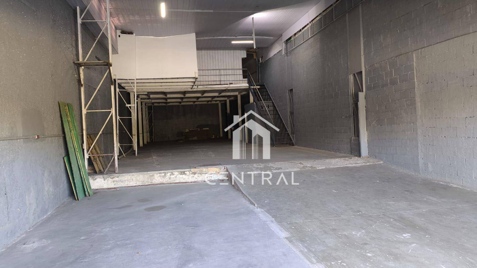 Depósito-Galpão-Armazém para alugar, 400m² - Foto 3