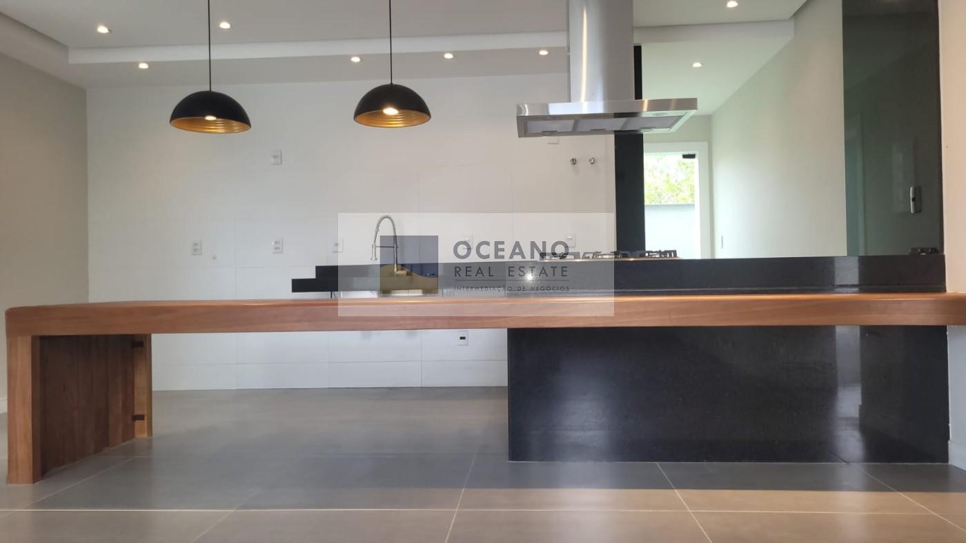 Casa de Condomínio à venda com 4 quartos, 300m² - Foto 31