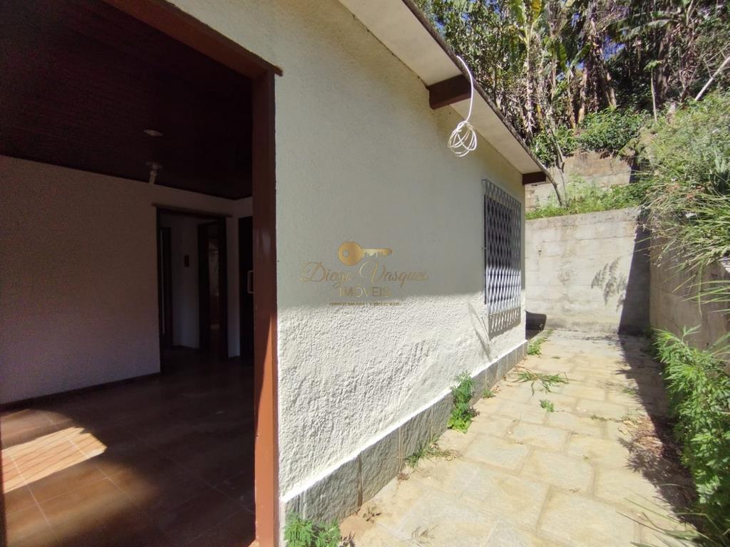 Casa à venda com 2 quartos, 438m² - Foto 11