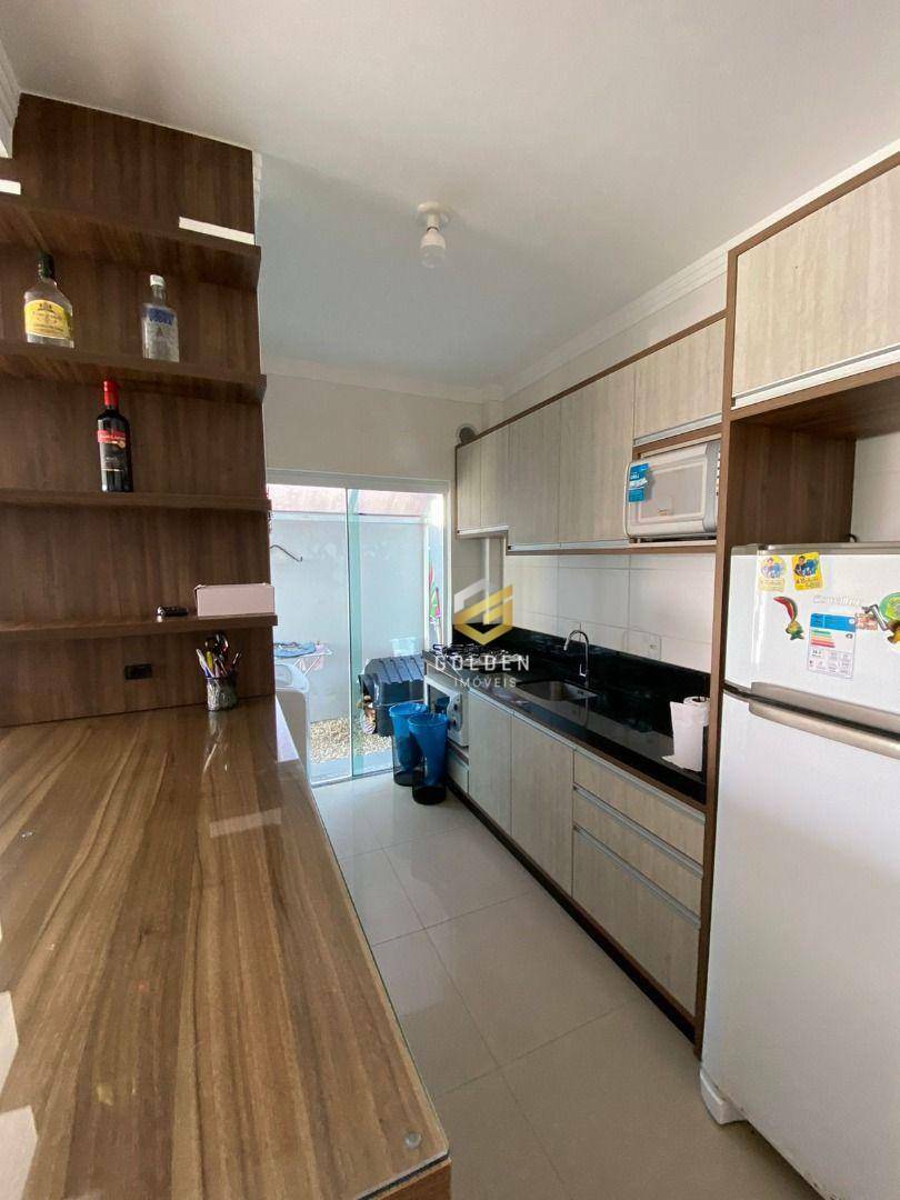 Apartamento à venda com 2 quartos, 60m² - Foto 6