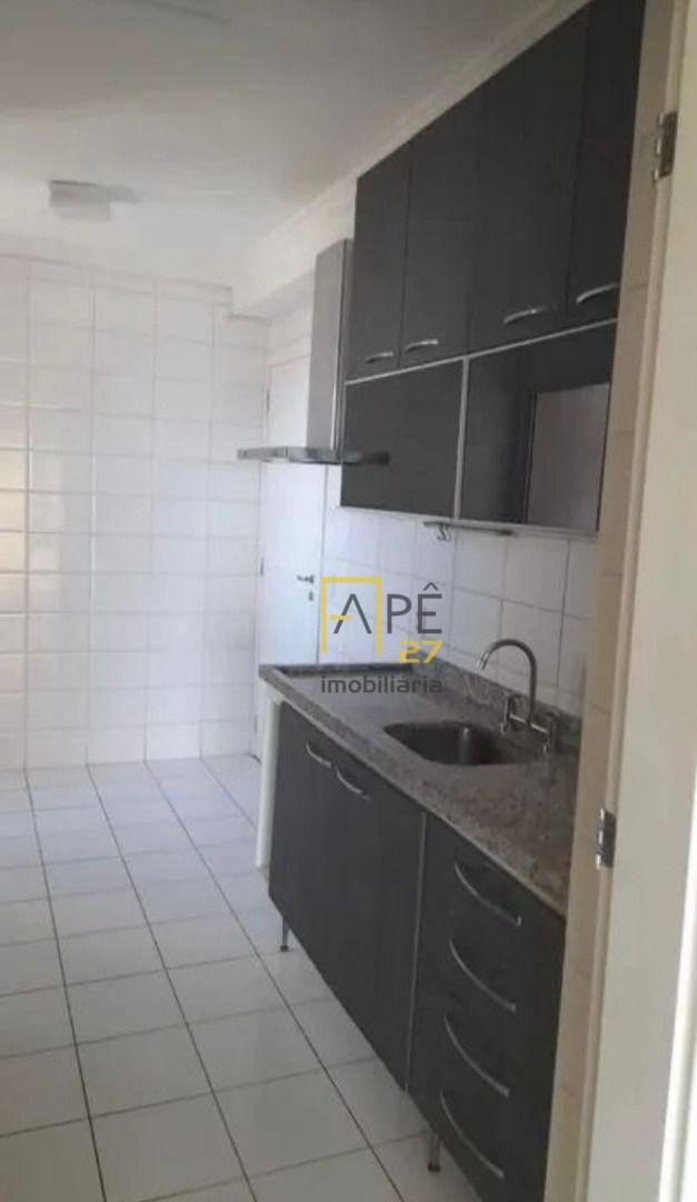 Apartamento para alugar com 3 quartos, 86m² - Foto 6